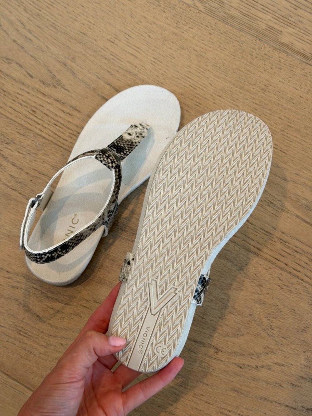 Vionic Sandals - Picture 3 of 3